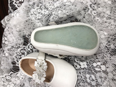 9471 Soft Shoes Booties: OFF WHITE